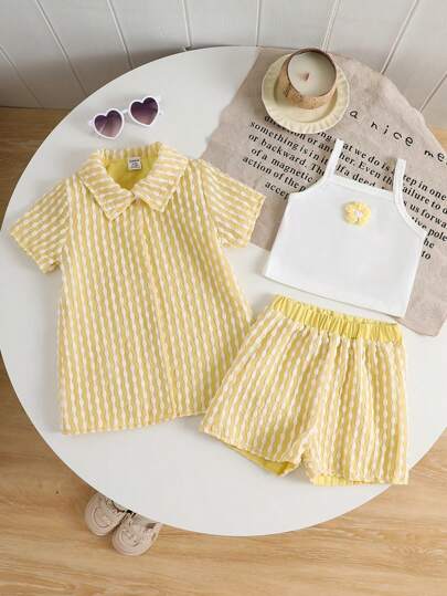 مجموعة ملابس رضيعات 3 قطع - قميص أكمام قصيرة بنسيج ملمس + سراويل قصيرة + بدلة قصيرة بحمالات، أسلوب عطلة وقت الفراغ للبنات الصغار، مثالية للارتداء اليومي ، حصري للصيف