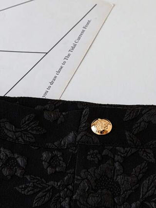 Franclia شورتات نسائية كاجوال عصرية ذات خصر مرتفع ومخملية بأزرار معدنية وبطبعات الأزهار، للربيع / الصيف