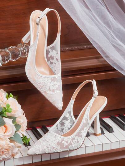 CUCCOO HITCHD أحذية نسائية ذات كعب عالي بأصبع مدبب مطرزة بالدانتيل، حذاء كعب بيضاء أنيقة رومانسية للسيدات، كعب للمناسبات الزفاف والمناسبات الرسمية