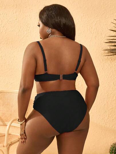 SHEIN Slayr CURVE مجموعة بحر للمرأة البدينة 2 قطعة من الأعلى ذو رقبة هالتر أحادي اللون الأرجواني والأسفل ذو ارتفاع الخصر بطيّات، أناقة وجاذبية للارتداء اليومي