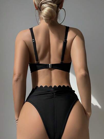 طقم تانكيني حريمي Swim DD+ طقم سباحة تانكيني للنساء مع كأس مبطن ولحاف عريض قابل للتعديل ولون قوي بخطوط متناسقة غير متماثلة ٢ قطعة