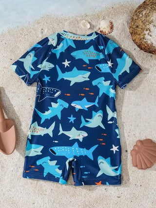 مايوه أولادي Shark Week X  بذلة سباحة واحدة قطعة نصف مفتوحة مطبوعة برسم سمكة القرش للأطفال الذكور للصيف