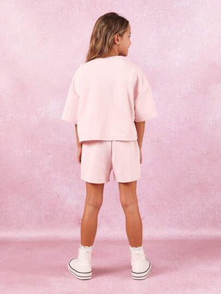 girls-sets SUMWON مجموعة ملابس صيفية وودية من قطعتين، ملابس علوية قصيرة وشورت خصر مرتفع، ملابس رياضية ومرنة، مجموعة متناسقة للأنشطة الربيعية والإجازات