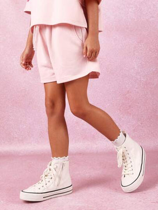 girls-sets SUMWON مجموعة ملابس صيفية وودية من قطعتين، ملابس علوية قصيرة وشورت خصر مرتفع، ملابس رياضية ومرنة، مجموعة متناسقة للأنشطة الربيعية والإجازات