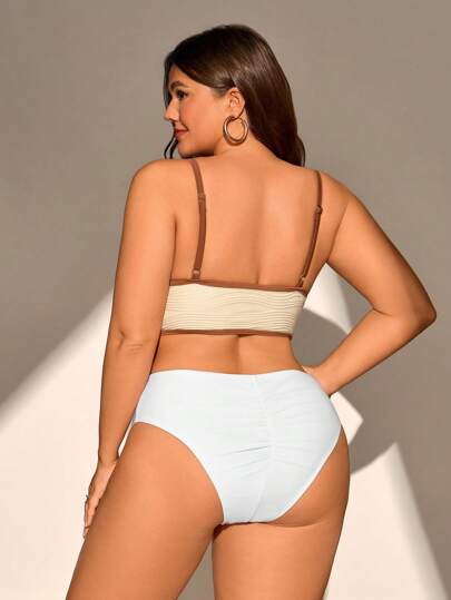 SHEIN Swim Curve ملابس سباحة بنموذج قطعة واحدة باللون الأبيض للمرأة البدينة