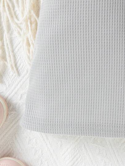 SHEIN طقم فستان اربطة عنق بلا أكمام مطبوع عليه قلب والحقيبة، لطفلة، جميل وأنيق للخارج، ملائم للربيع/الصيف
