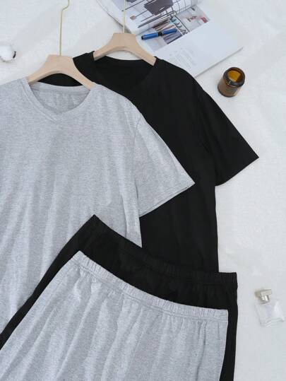 SHEIN طقم بيجاما للرجال بأعلى بأكمام قصيرة ياقة على شكل حرف V، وشورت بلون أحادي
