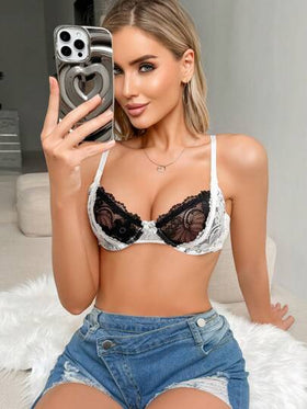 SHEIN ملابس داخلية نسائية مينمالية برقعة من تطريز الدانتيل، أنيقة للصيف