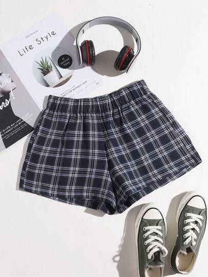 SHEIN EZwear شورت ساق واسع مربع