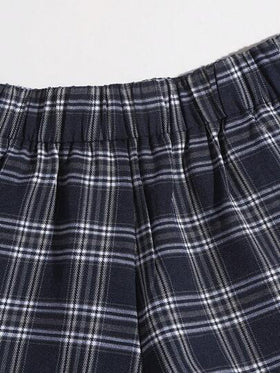 SHEIN EZwear شورت ساق واسع مربع