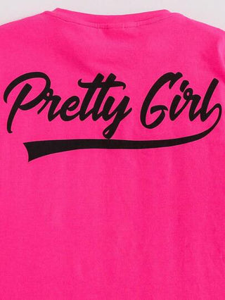 girls-sets مجموعتان من بدلة رياضية للفتيات بصناعة مريحة، تتكون من قميص كم قصير بياقة طاقم وطباعة حرف مع شورت ضيق أحادي اللون، مناسبة للذهاب للمدرسة والحياة اليومية والعطلات والرياضة في فصلي الربيع والصيف