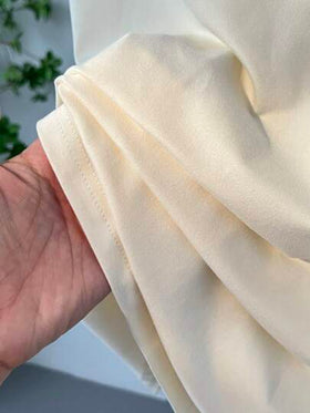 Everyssa تي شيرت نسائي صيفي جديد بلون أحادي وياقة مستديرة ، مناسب للارتداء اليومي أو المنزلي، مزين بزخرفة الأزهار المطرزة واللؤلؤ