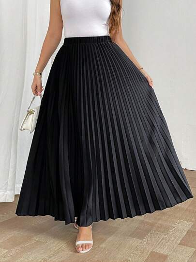 SHEIN Tall CURVE تنورة منتفخة انيقة بخصر مطاطي للسيدات للاستخدام اليومي والإجازات، لون أسود، مقاس كبير