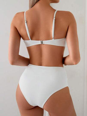 Swim Chiccia مجموعة بكيني بسيطرة على البطن ذات خصر عالي، بحمالات من الخرز المعدني الأنيق لربيع/صيف 2025 للنساء