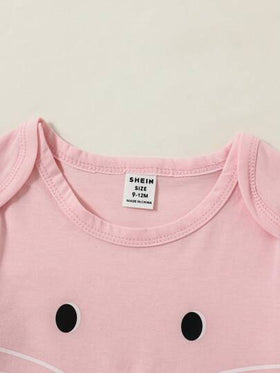 SHEIN قطعتان/مجموعة بيجاما للأطفال الصبية مزينة بأذن أرنب بارزة ثلاثي الأبعاد، مناسبة للاستخدام اليومي، حفلة عيد الميلاد، التصوير الفوتوغرافي، الحفلات في الربيع والصيف'