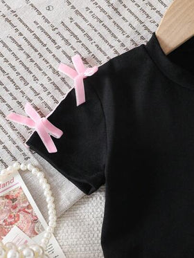 SHEIN مجموعة من 2 قطع للبنات الصغيرات: بلوزة كورية عصرية مخططة بأكمام قصيرة مزينة بفيونكة + بنطلون أرجل واسع مرتفع الخصر كاجوال طويل، لفصل الصيف