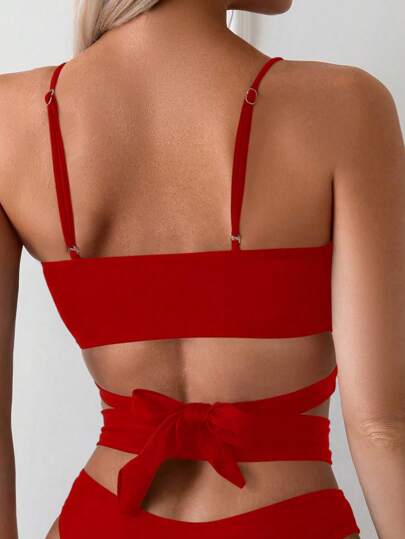 Swim Basics طقم بكيني نسائي بحمالات سباغيتي بلون صلب مفرغ مناسب للعطلات الصيفية والشاطئ