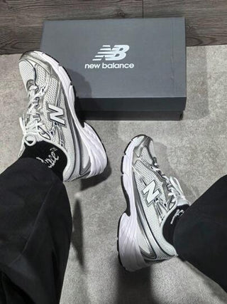 New Balance حذاء رياضي كاجوال من سلسلة 740 طراز الرجعي الجديد لعام 2025، أحذية الجري الكاجوال للأزواج رقم U740WN2