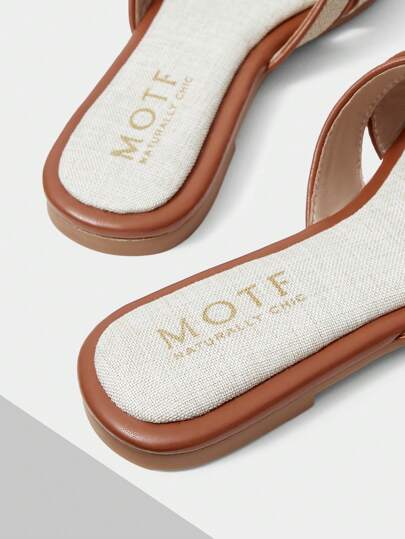 MOTF PREMIUM النعال الشبشب النسائية المسطحة ذات رؤوس مربعة بسيطة ومريحة للصيف، عودة إلى المدرسة والجامعة، للكريسماس والخريف والرأس السنة الجديدة وعيد الحب