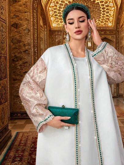 Al Najma عبايةرائعة للنساء بأكمام طويلة ذات ألوان متباينة، ثوب محتشم