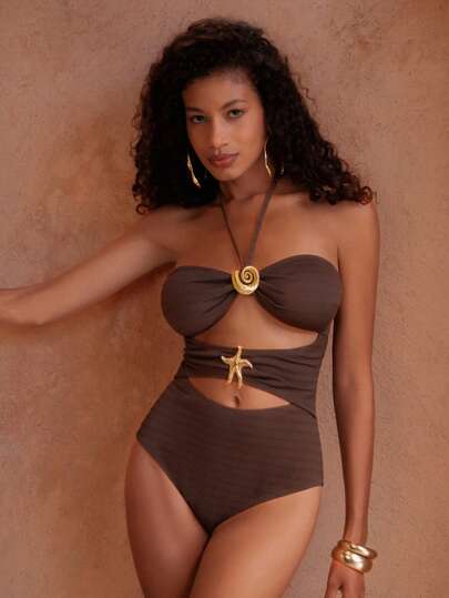 مايوه حريمي قطعة واحدة Swim Chiccia قطعة واحدة من ملابس السباحة قطعة واحدة للنساء في الصيف مزودة بقماش ذي نسيج مجسم مزين بنجوم البحر والأصداف