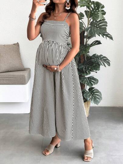 SHEIN فستان كامي طويل مخطط للحمل للعطلات الصيفية