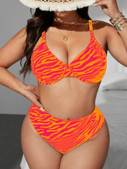 Swim SXY طقم بكيني 2 قطع للمرأة ذات الحجم الكبير بتصميم نمط زرافة عشوائي بلون أخضر نعناعي جذاب