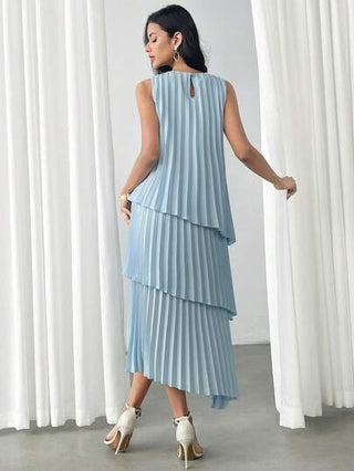 فساتين حريمي Modelyn العيد فستان نسائي أحادي اللون بياقة مستديرة بلا أكمام بتصميم طبقات وذيل مكسّر