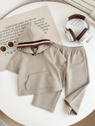 SHEIN مجموعة بنطلون واقميص ذو رباط شرايط للأطفال الصغار البنين/البنات في الصيف، بطراز كوري لطيف، تيشرت برباط قلنسوة وبنطلون فضفاض واسع الساق، مجموعة قطعتين