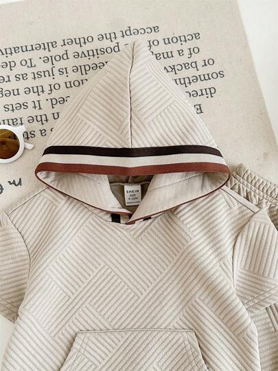 SHEIN مجموعة بنطلون واقميص ذو رباط شرايط للأطفال الصغار البنين/البنات في الصيف، بطراز كوري لطيف، تيشرت برباط قلنسوة وبنطلون فضفاض واسع الساق، مجموعة قطعتين