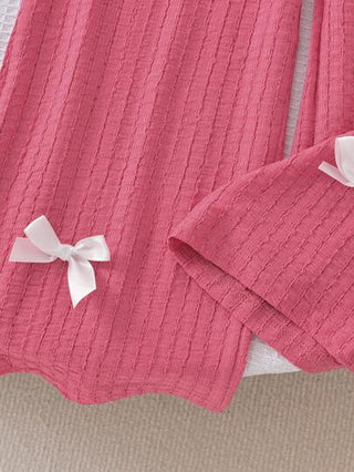girls-sets قميص أبيكوت بأكمام متدلية مزين ب- 3 أزهار صغيرة، يُناسب مع بنطلون اصفر بخصر مطاطي كاجوال