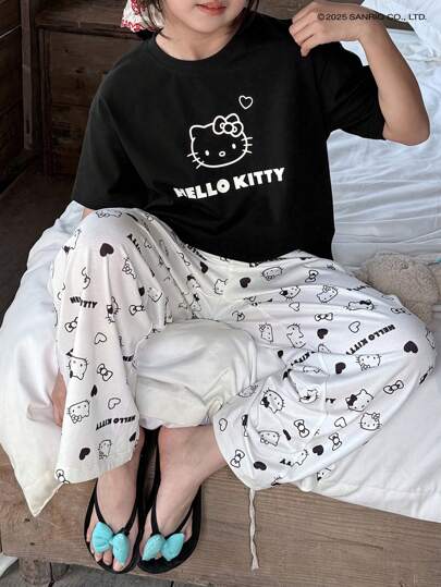 بيجاما DAZY HELLO KITTY | DAZY طقم ملابس علوية كت بأكمام قصيرة + بنطلون طباعة قطعتان ملابس كاجوال للفتيات المراهقات، بيجامات ربيع/صيف للفتيات، مقاس كبير الحجم