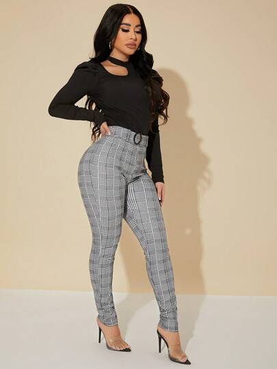SHEIN SXY بنطلون عالي الخصر مربوط بحزام بطبعة جلين بلايد، جذاب