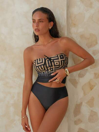 طقم تانكيني حريمي Swim Chiccia 2 قطعة / مجموعة، بليزر متعدد الأشرطة وسراويل مثلثة سوداء قطعتين للمرأة، ملابس سباحة للعطلات الصيفية والأحزاب، بدلة سباحة للشاطئ