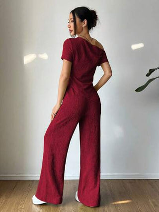 Flirla مجموعة من قطعتين: قميص كاجوال أكتاف غير متماثلة + بنطال واسع الساق ذو خصر منخفض