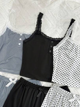 SHEIN 6 قطع مجموعة بيجامات نسائية كاجوال من قميص نصفي مع لمسات من الدانتيل والطباعة الزهرية مع سرواليين مقصران