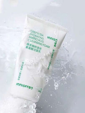 Innisfree رغوة تنظيف وجه بحمض الأمينو الشاي الأخضر من إنيسفري 150جم، خالية من الكبريتات، غسول وجه كوري مرطب ذو رغوة لطيفة