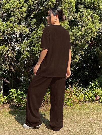 EZwear طقم قميص T ومرن واسع الساق مُنسوج بتفاصيل لفصل الصيف