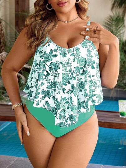 Swim Lushoire مجموعة بكيني مكونة من 2 قطعة، توب كروي الرقبة مطبوع بنقوش الأزهار الأزرق والأبيض مع قصات مكسرة، وسروال منتصف الخصر المطوي للسيدات المليئات الأجسام