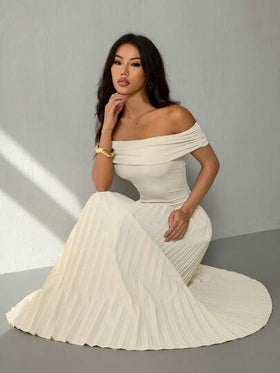 SHEIN PETITE فستان ليلة العودة 1 قطعة، فستان أنيق بلون داكن مطوي يكشف عن الكتف