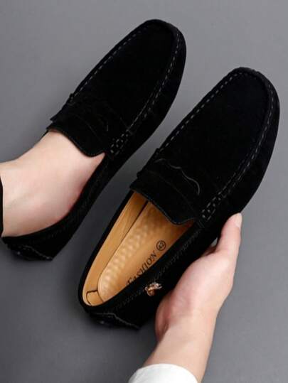 أحذية مكوكاسين ذات تزيين معدني للرجال، أحذية مريحة ذات قاعدة لا انزلاقية، أحذية رجالية مناسبة للربيع والصيف