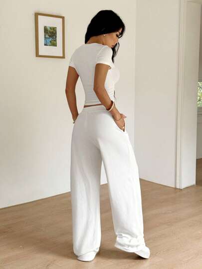 SHEIN EZwear مجموعة من قطعتين للنساء، بدلة منزلية مطرزة مخصرة، صيفية بيضاء