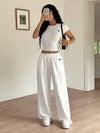 SHEIN EZwear مجموعة من قطعتين للنساء، بدلة منزلية مطرزة مخصرة، صيفية بيضاء