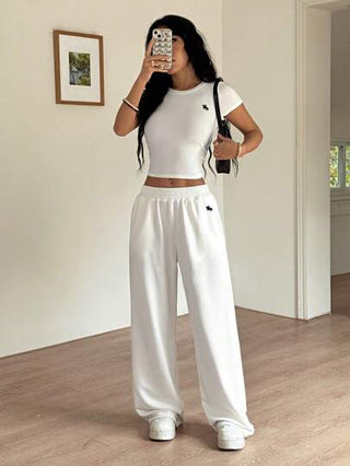 SHEIN EZwear مجموعة من قطعتين للنساء، بدلة منزلية مطرزة مخصرة، صيفية بيضاء