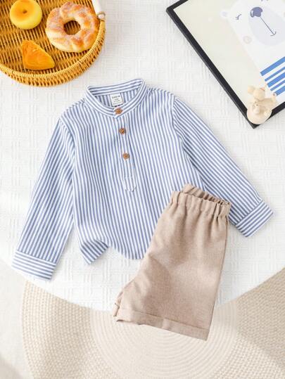 SHEIN 2 مجموعة فانلة مخططة طويلة الأكمام وشورت للأطفال الصبيان الكاجوال، ملابس جميلة مناسبة للربيع/الصيف، حفلة عيد الميلاد، المناسبات المسائية، الزفاف، استحمام الطفل، احتفالات عيد الميلاد الأول