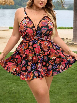 SHEIN CURVE+ فستان بيكيني ذو قطعتين مزخرف بأزهار وكشكشة مقاس كبير للنساء