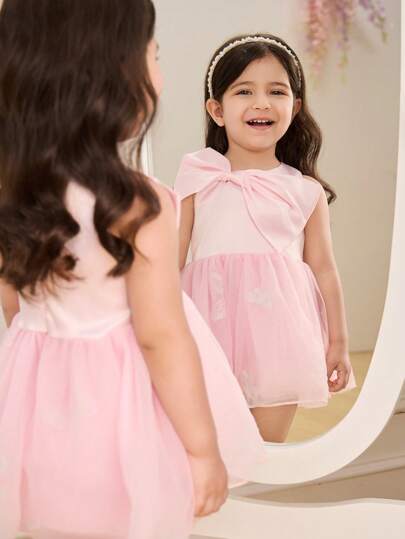 فساتين بيبي Glamorique Kids فستان صيفي بدون أكمام للبنات مع زخارف فراشة وتصميم شبكي متعدد الطبقات