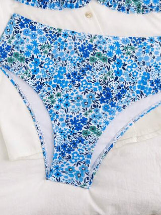 Swim أزياء صيفية للشاطئ للنساء، مجموعة بكيني زهري جديدة مع تصميم متموج وعقد لؤلؤي رقيق وسحاب