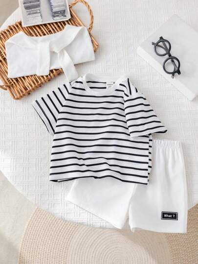 SHEIN 3 قطع مجموعة صيفية لطفل/طفلة تتكون من: ملابس علوية كم قصير مخطط، شورت خصر مطاطي، وشال، مناسبة لحفلات عيد الميلاد، الحفلات المسائية، الأداء، حفلات الزفاف، استقبال المولود الجديد، وحفلات عيد الميلاد الأول