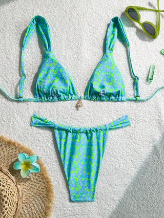Swim Mod مجموعة بكيني نسائية صيفية مثيرة مع سيقان رفيعة وطبعات عشوائية مزينة بالزهور واللؤلؤ، سوبرباتوم وأعلى قطعتين